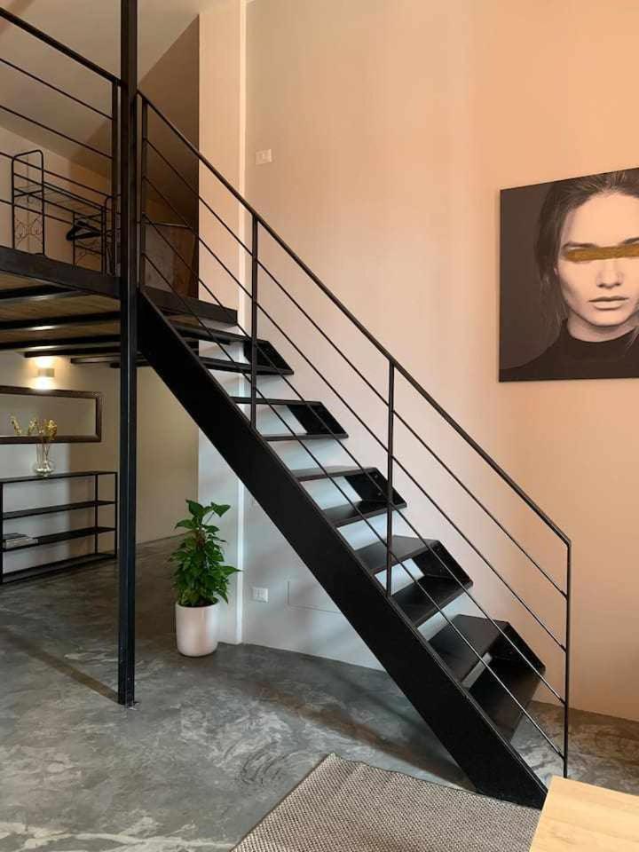 Ferienwohnung My Exclusive Cavour Loft Da Sogno A Cagliari Exterior foto