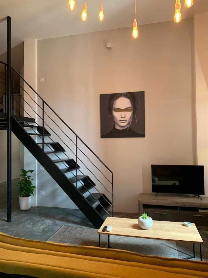Ferienwohnung My Exclusive Cavour Loft Da Sogno A Cagliari Exterior foto