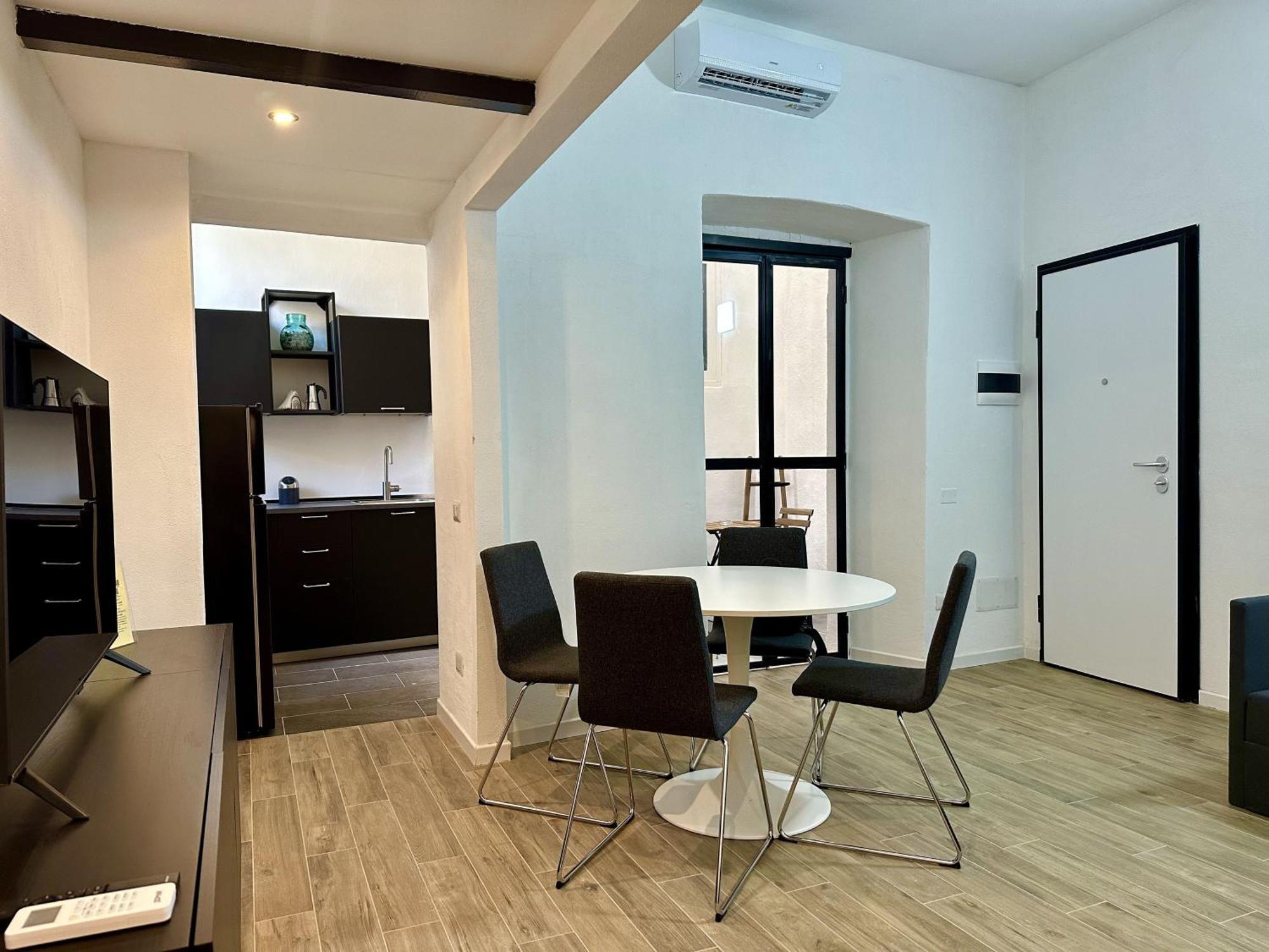 Ferienwohnung My Exclusive Cavour Loft Da Sogno A Cagliari Exterior foto