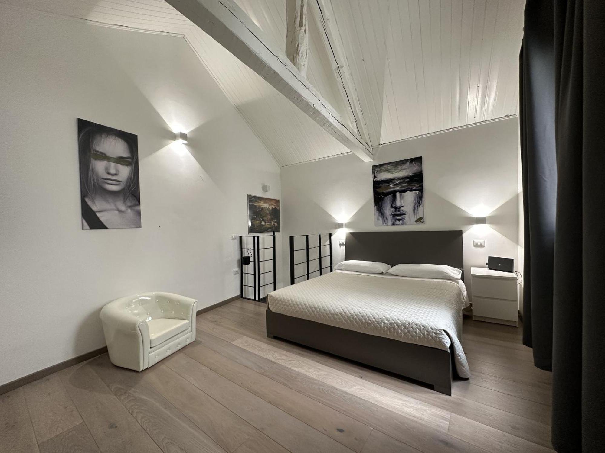 Ferienwohnung My Exclusive Cavour Loft Da Sogno A Cagliari Exterior foto