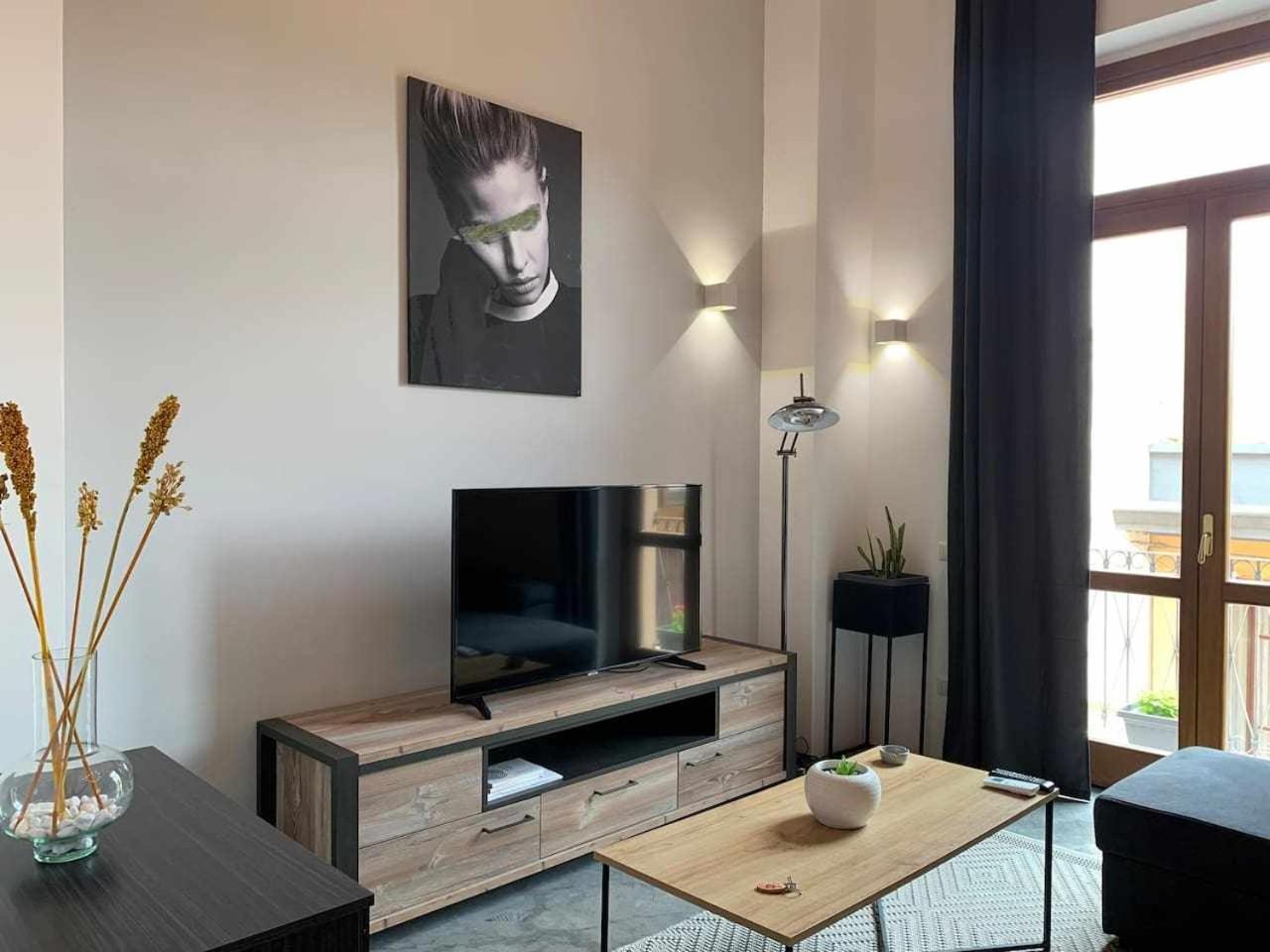 Ferienwohnung My Exclusive Cavour Loft Da Sogno A Cagliari Exterior foto