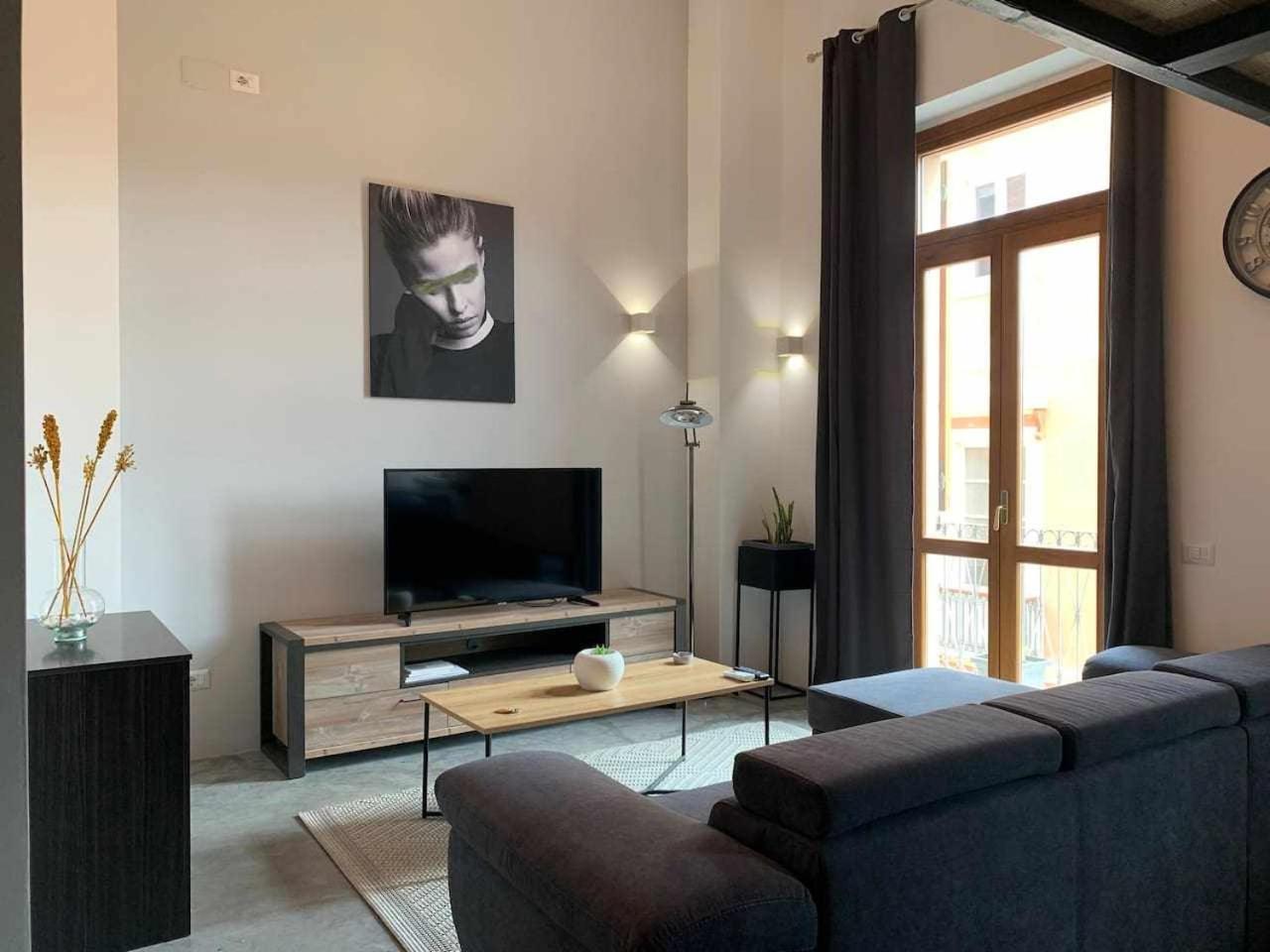 Ferienwohnung My Exclusive Cavour Loft Da Sogno A Cagliari Exterior foto