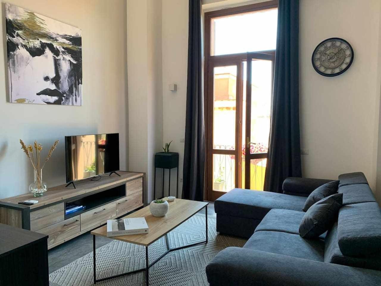 Ferienwohnung My Exclusive Cavour Loft Da Sogno A Cagliari Exterior foto