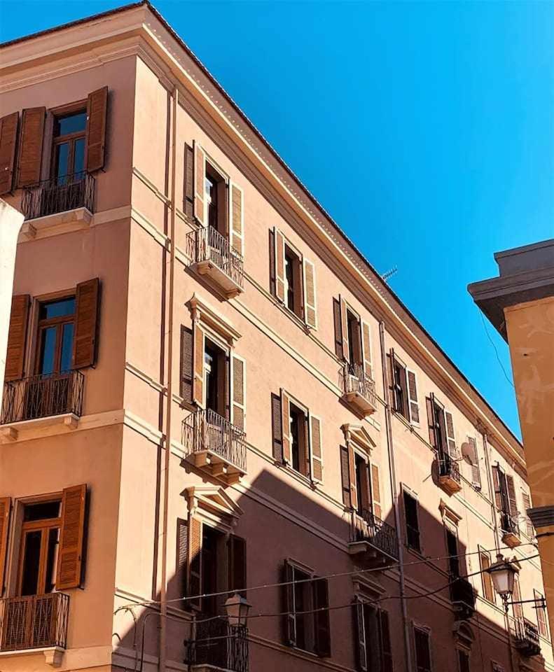 Ferienwohnung My Exclusive Cavour Loft Da Sogno A Cagliari Exterior foto